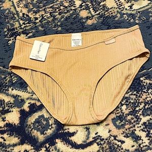NWT Calvin Klein Cotton Hipster Brief
